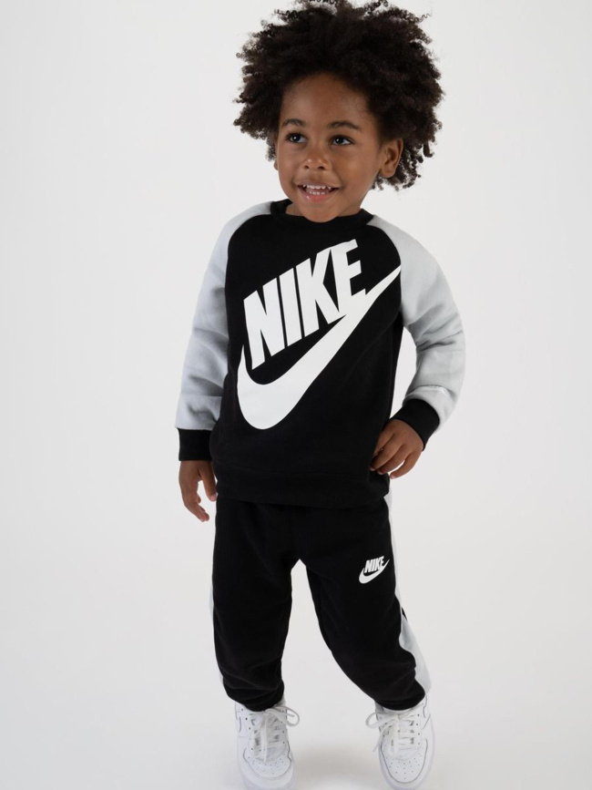 Enfant. Nike BE