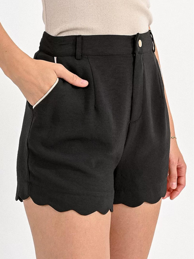 Short léger festonné noir femme - Molly Bracken