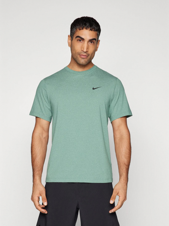 T-shirt de sport dri-fit uv hyverse vert homme - Nike