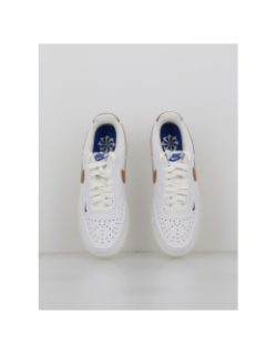 Basket court vison low next nature blanc et marron femme - Nike