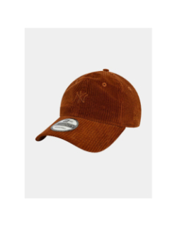 Casquette 9twenty velours cord marron - New Era