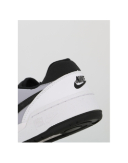 Baskets full force low blanc noir et gris ado - Nike